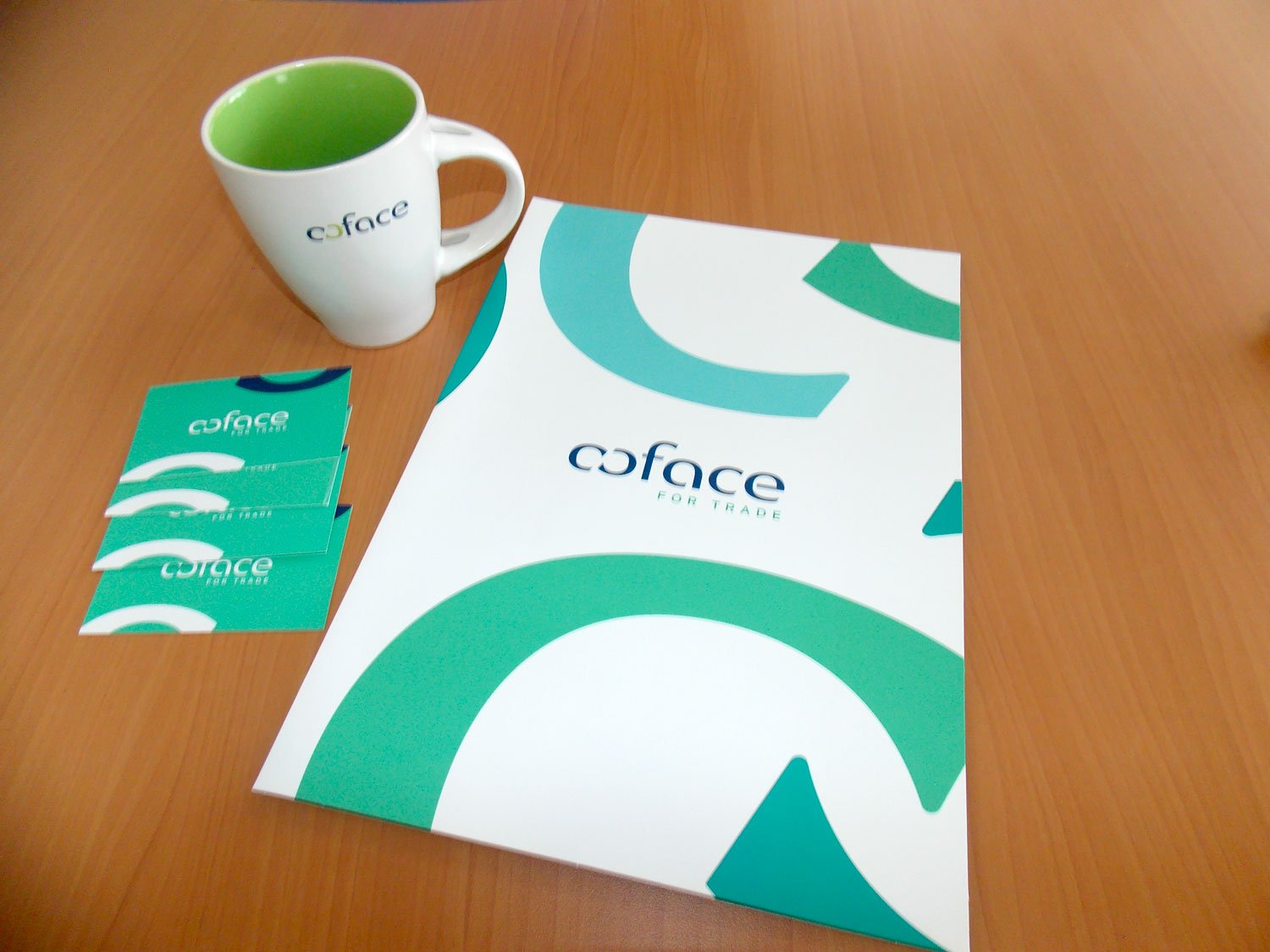 Material e informes de Coface Business Information